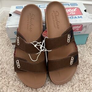 Skechers Luxe Foam Brown Slide Sandals